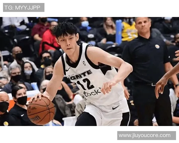 媒体人直言篮网签小曾只为中国赛盈利赛后立刻裁人令人失望 媒体人直言篮网签小曾只为中国赛盈利赛后立刻裁人令人失望