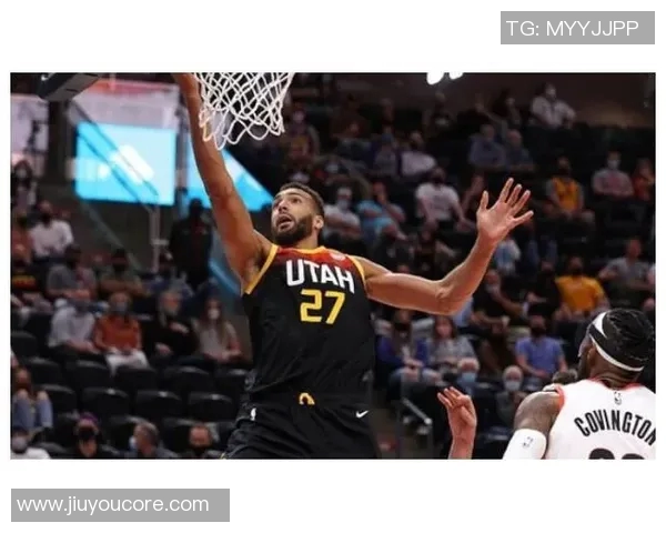 戈贝尔全能表现助球队获胜14分15篮板5助攻2盖帽正负值高达31 戈贝尔全能表现助球队获胜14分15篮板5助攻2盖帽正负值高达31