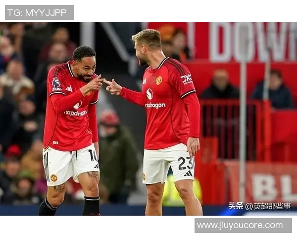 英超战报：利物浦遭遇四连败曼联喜迎三连胜展现强势回归