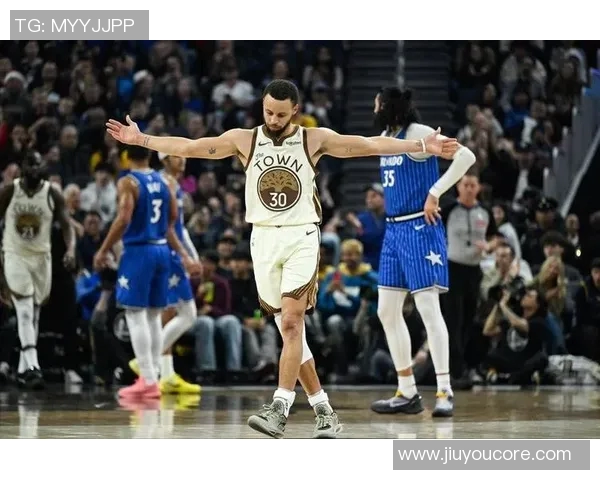 圣诞夜60分传奇再现詹姆斯500分成就无人可及库里为何在此时沉寂 圣诞夜60分传奇再现詹姆斯500分成就无人可及库里为何在此时沉寂