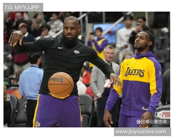 老詹将与南湾湖人共同训练G联盟之旅开启新篇章 老詹将与南湾湖人共同训练G联盟之旅开启新篇章