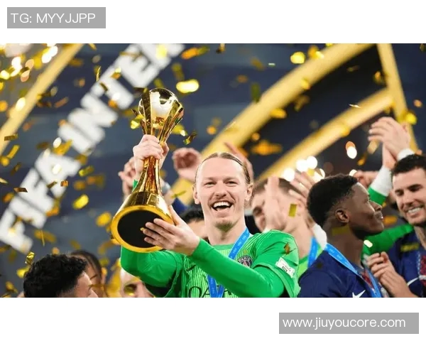 恩里克期待圣诞节后伤员复出并对三名顶级门将感到满意