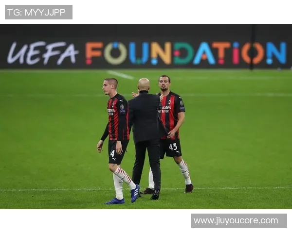 斯坦丘失点遭网暴热那亚坚决谴责死亡威胁与暴力行为