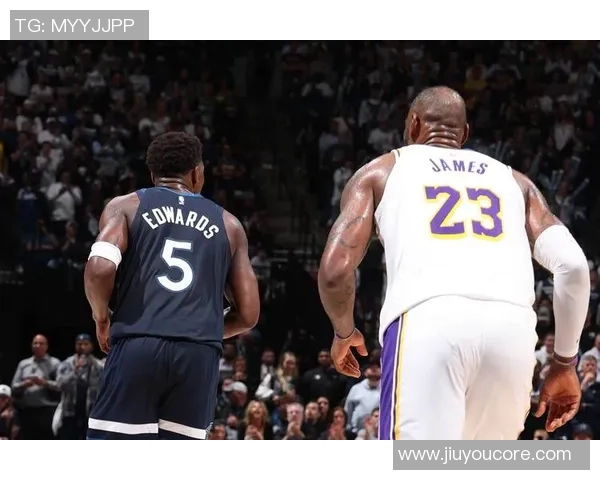 爱德华兹切球被判犯规森林狼成功挑战取消个人第三犯 爱德华兹切球被判犯规森林狼成功挑战取消个人第三犯